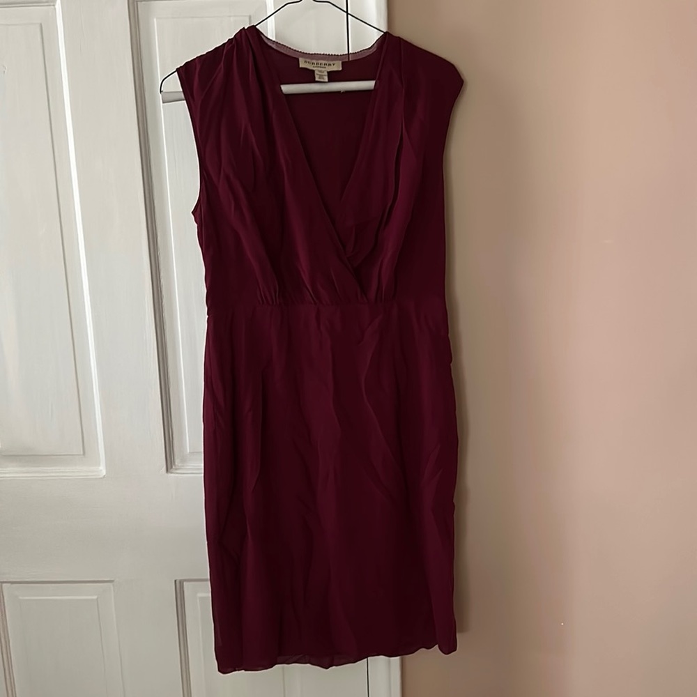 Burgundy silk Burberry dress size 4